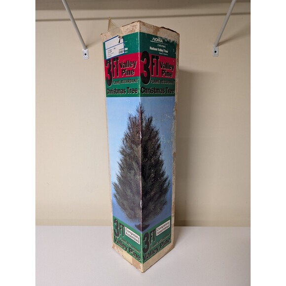 3Ft Noma Hudson Valley Pine Christmas Tree  Artificial Fully Assembled Excellent - Picture 1 of 9